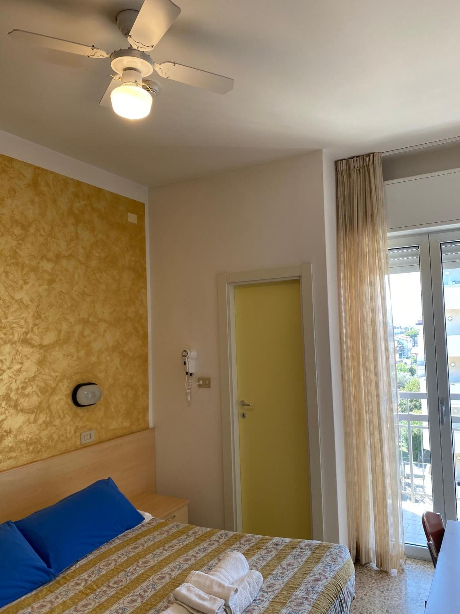 Hotel Loretta 리미니 외부 사진