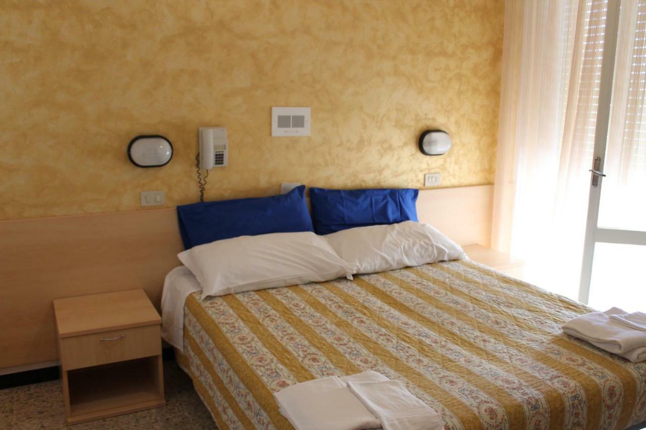 Hotel Loretta 리미니 외부 사진